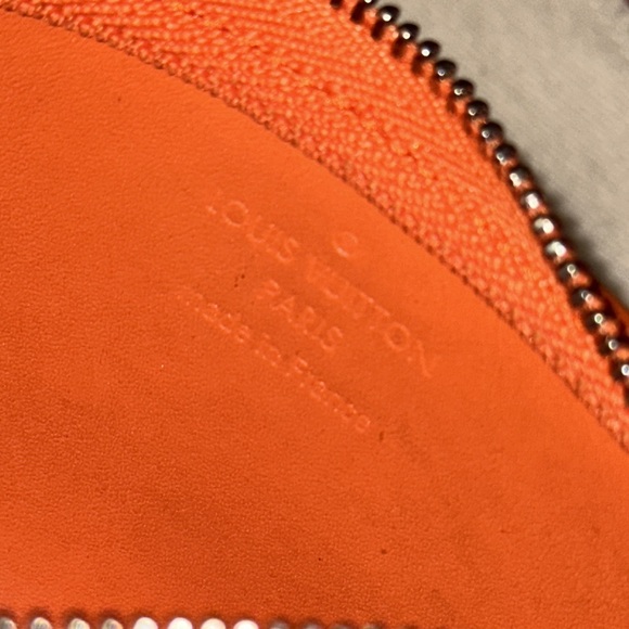 Louis Vuitton orange aerogram key pouch clea cles coin purse charm - Picture 10 of 13